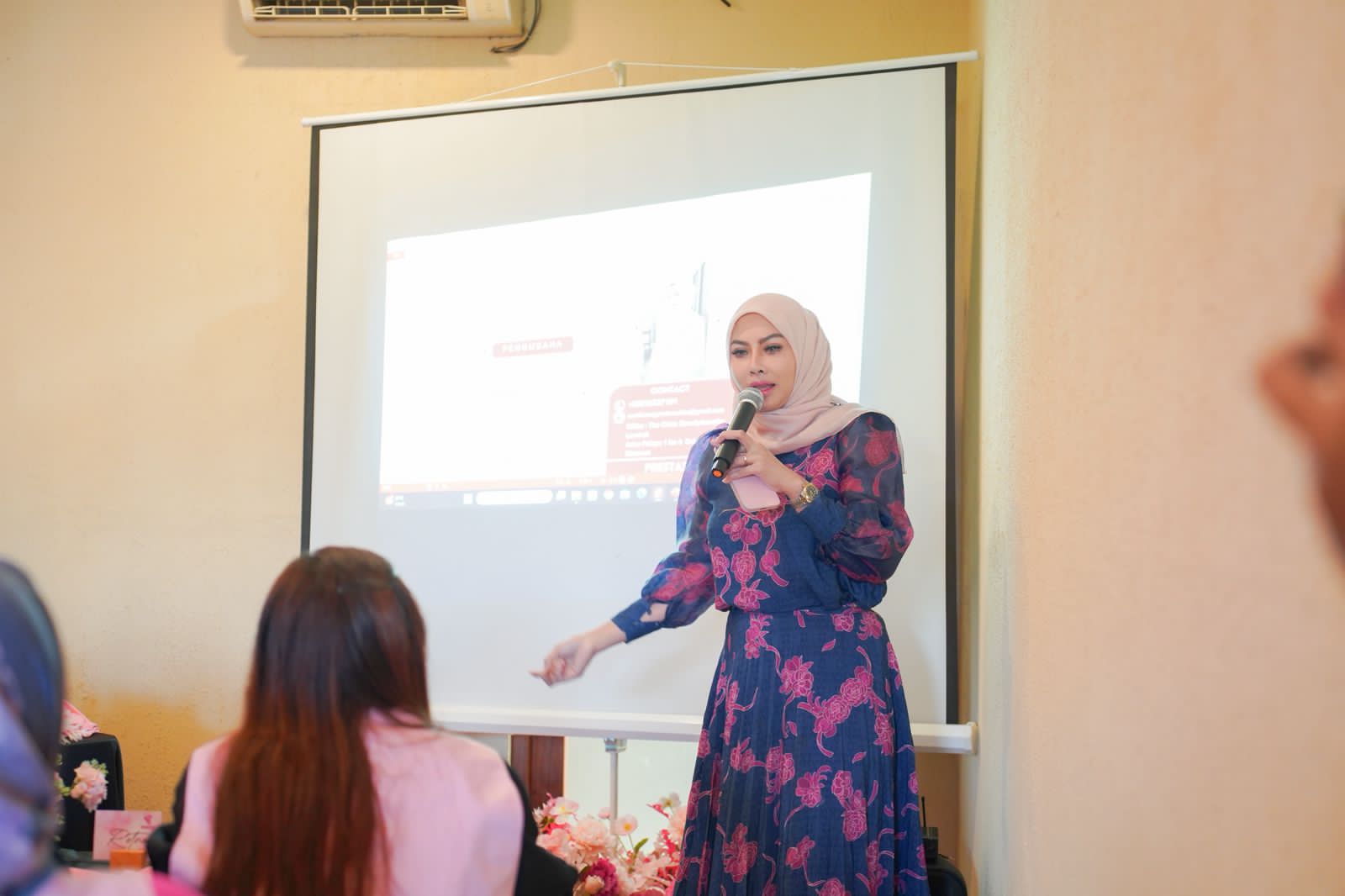 PLN UIP Nusra Perkuat Peran Perempuan Tangguh dalam Transformasi Energi ...